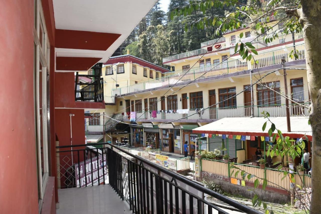 Misty Woods Hotel Dharamshala Exterior foto